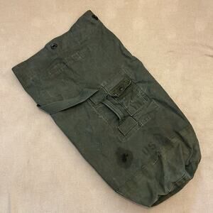 Vintage 70s US Army OD Canvas Duffle Cargo Vietnam Era Bag